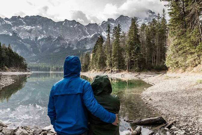 泰山旅游景点简介：探索五岳之首的壮美风光